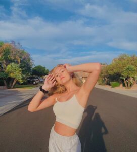 Hailey Sigmond Bio, Age, Career, Net Worth, Height, Education,