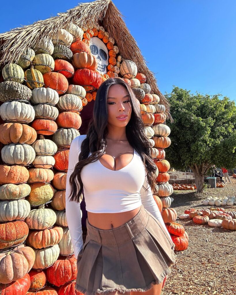 Autumn Falls Bio, Age, Career, Net Worth, Height, Education,