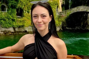 Melyssa Davies Bio, Age, Career, Net Worth, Height, Education, Boyfriend & More