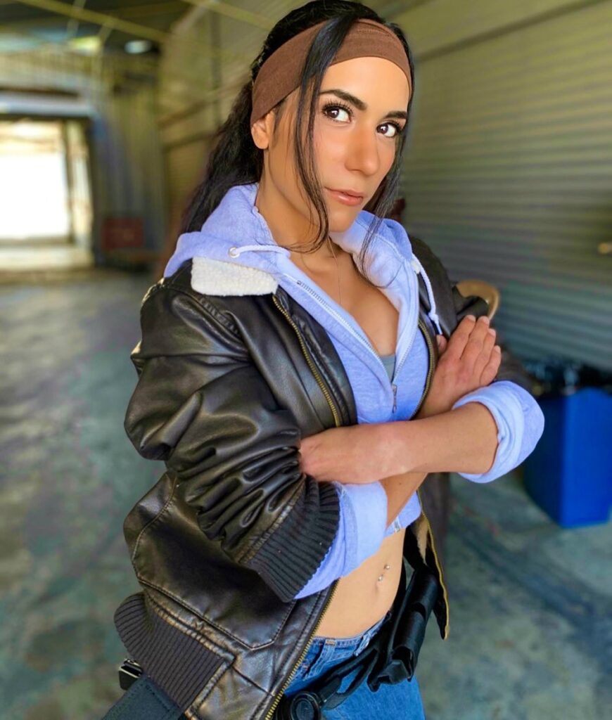 Tia Cyrus Bio Age, Career, Net Worth, Height, Education, Boyfriend & More