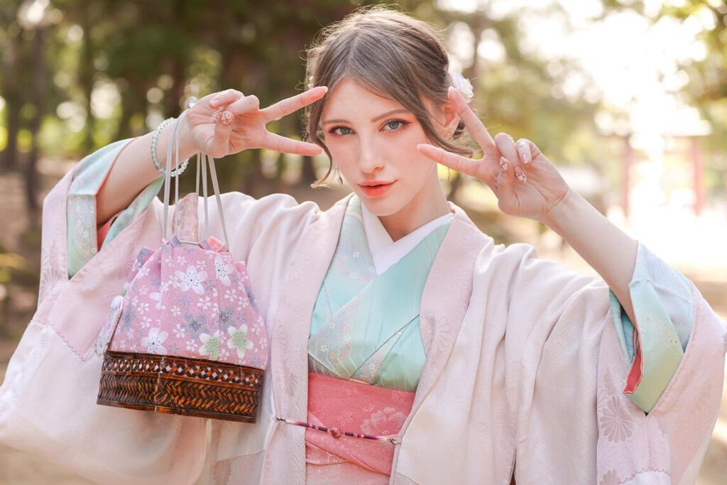 Melody Marks Bio , Age, Career, Net Worth, Height, Education, Boyfriend & More